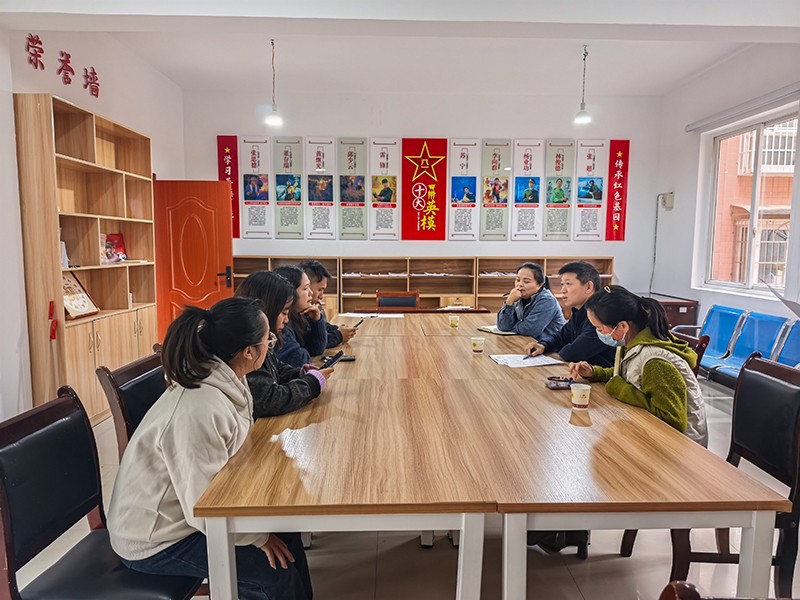 20251116image003 800081885.jpg image003 800.jpg